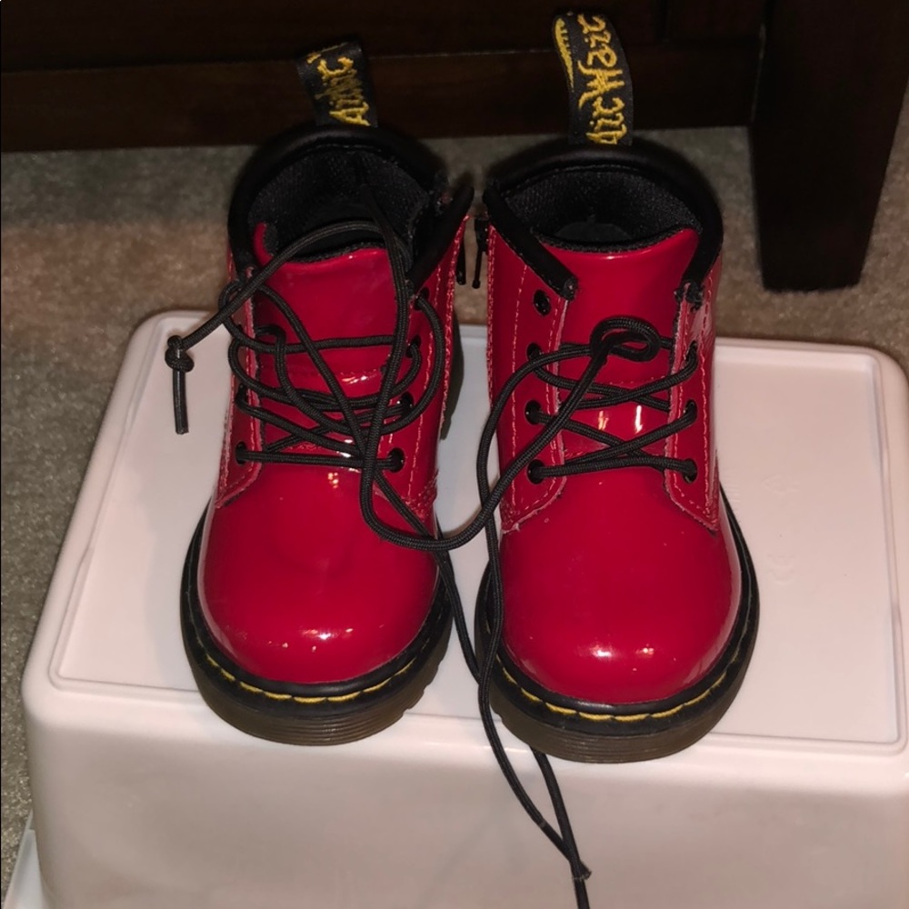 Toddler doc martens